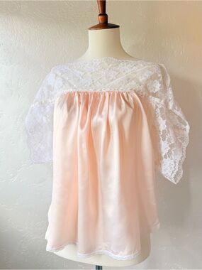 Vintage 1970’s Donna Richard for Gilligan O’Malley Lace and Satin Top